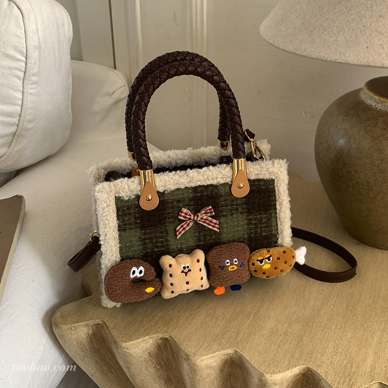 秋冬季超火小众毛呢包包女2025新款斜挎包时尚撞色百搭手提小方包,箱包皮具/热销女包/男包,小方包,淘宝优惠券,粉丝福利购,淘宝优惠卷