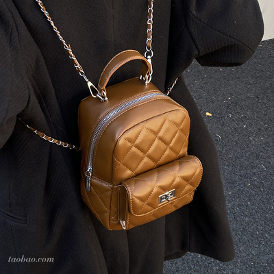 复古菱格大容量百搭双肩包