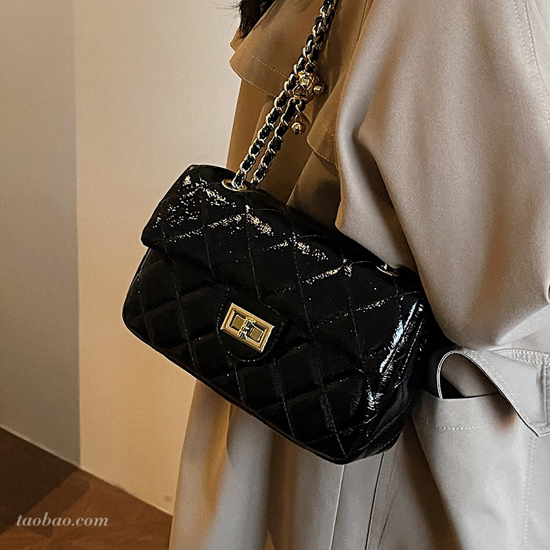 菱格绣线包包女2026新款时尚百搭链条斜挎包春夏季单肩腋下小方包,箱包皮具/热销女包/男包,小方包,淘宝优惠券,粉丝福利购,淘宝优惠卷