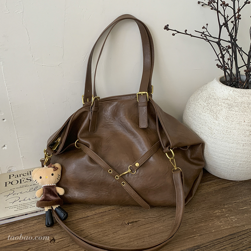 2025年新款大容量斜挎包