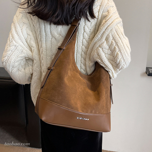 秋冬复古麂皮绒包包女2025新款 通勤大容量单肩斜挎包托特包水桶包