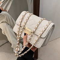 Большой, белый