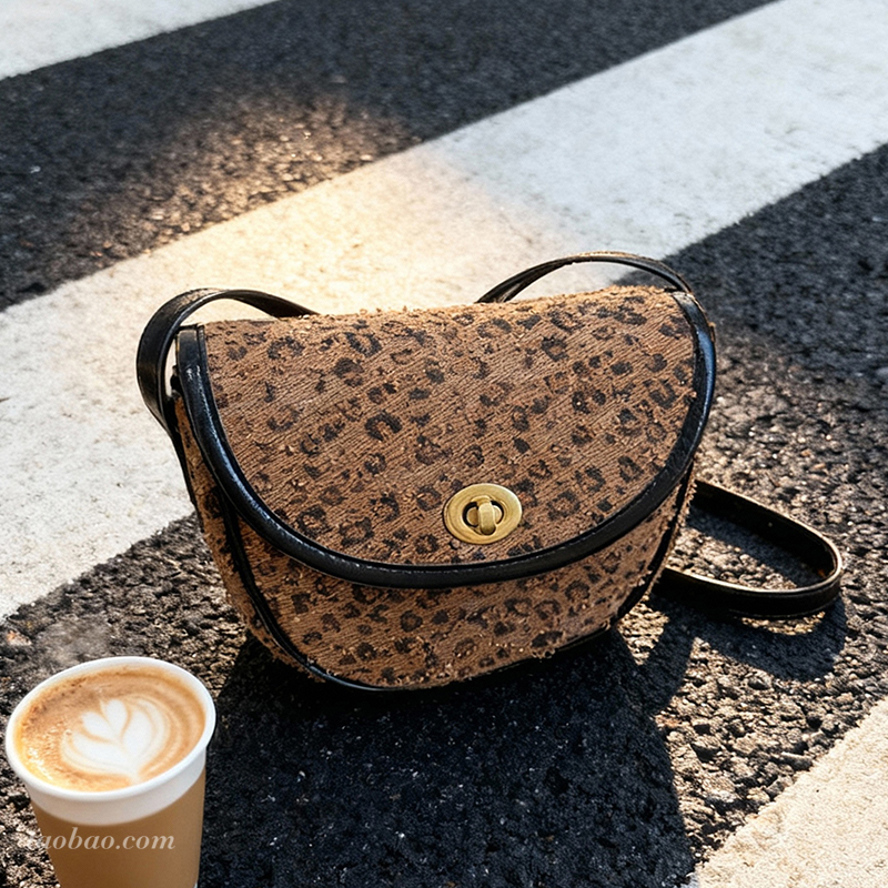 毛绒绒包包女2025秋冬新款通勤