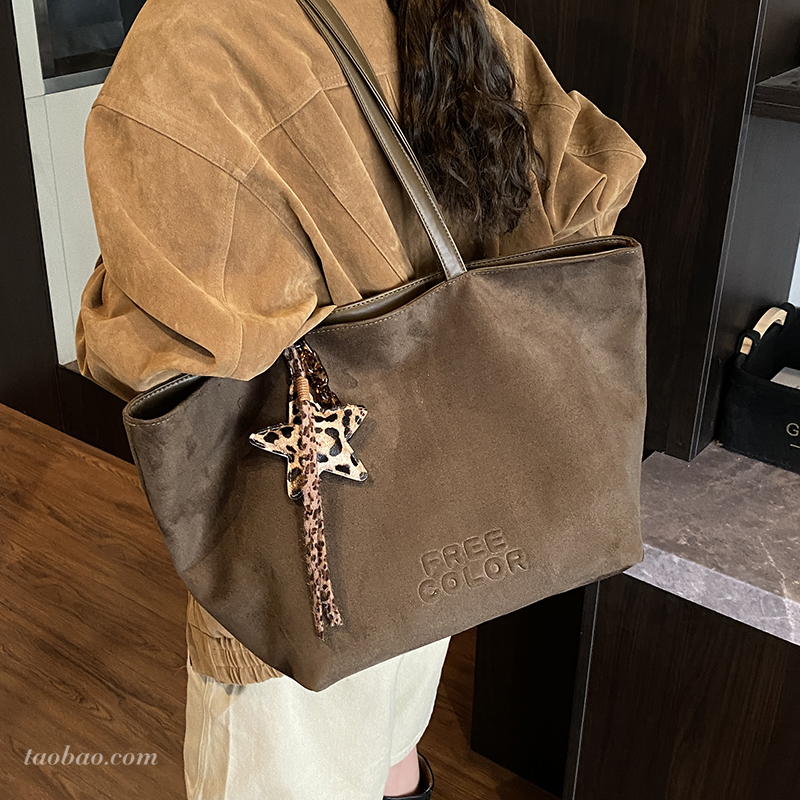 2025秋季新款潮流时尚托特包