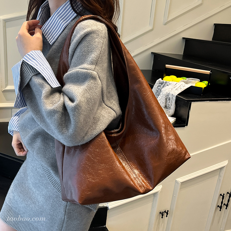 复古小众腋下托特包单肩包