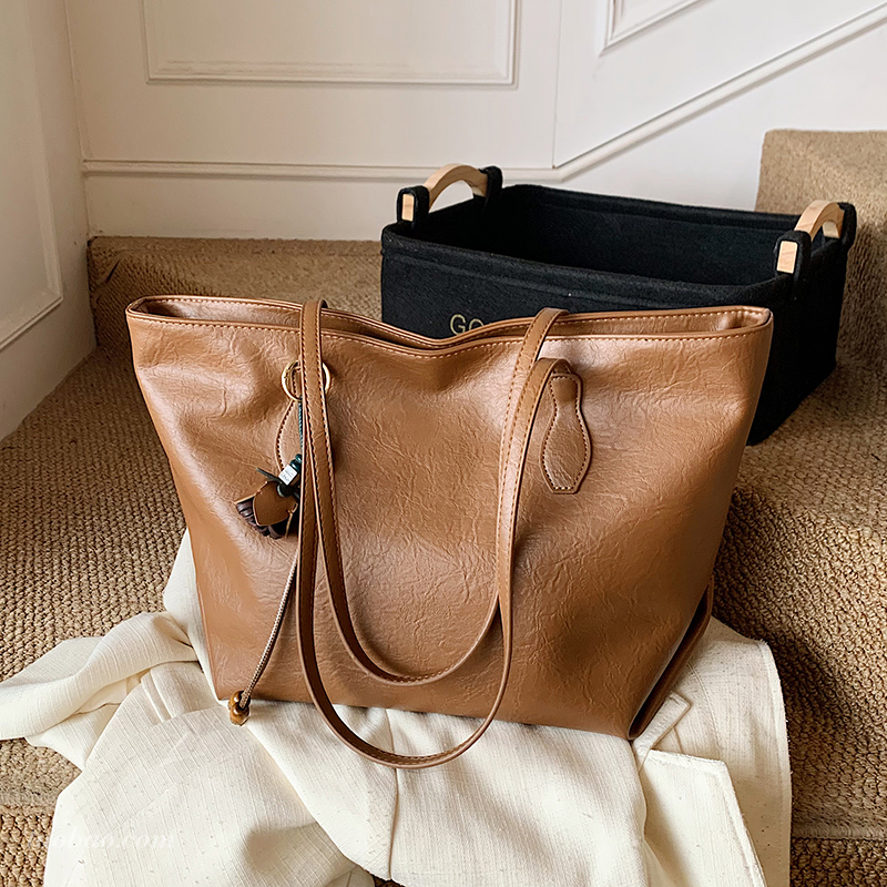 2025秋季新款潮流时尚托特包