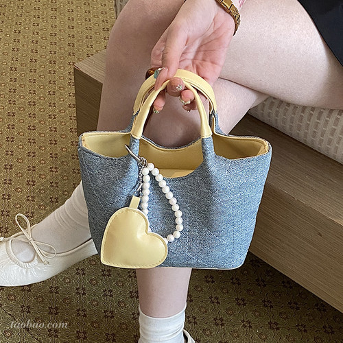 小众设计通勤女款水桶包
