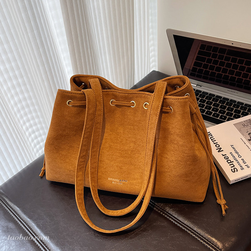 休闲复古大容量包包2025秋冬季新款女单肩包时尚麂皮绒通勤托特包,箱包皮具/热销女包/男包,托特包,淘宝优惠券,粉丝福利购,淘宝优惠卷