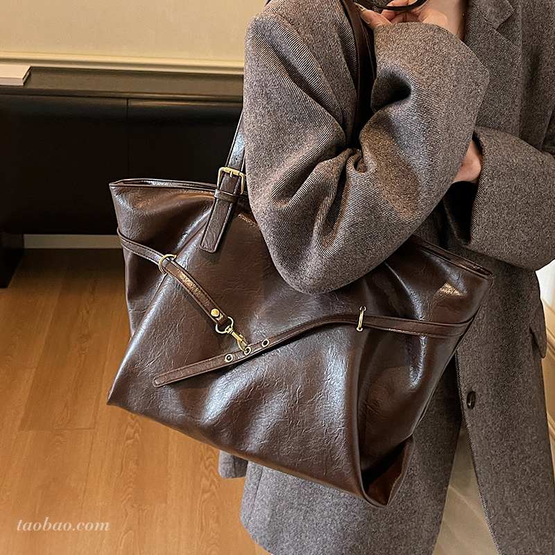 2025秋季新款潮流时尚托特包