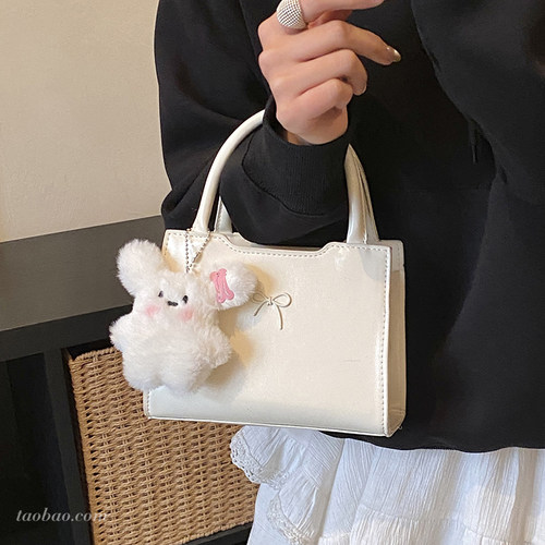 2026春夏新款时尚百搭小方包