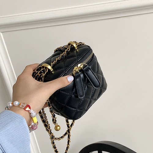 Цепь, сумка через плечо, небольшая маленькая небольшая сумка, на цепочке, коллекция 2023