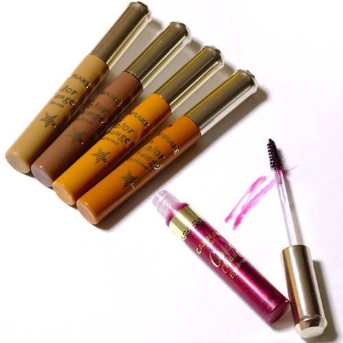 日本万圣节染眉膏原装现货