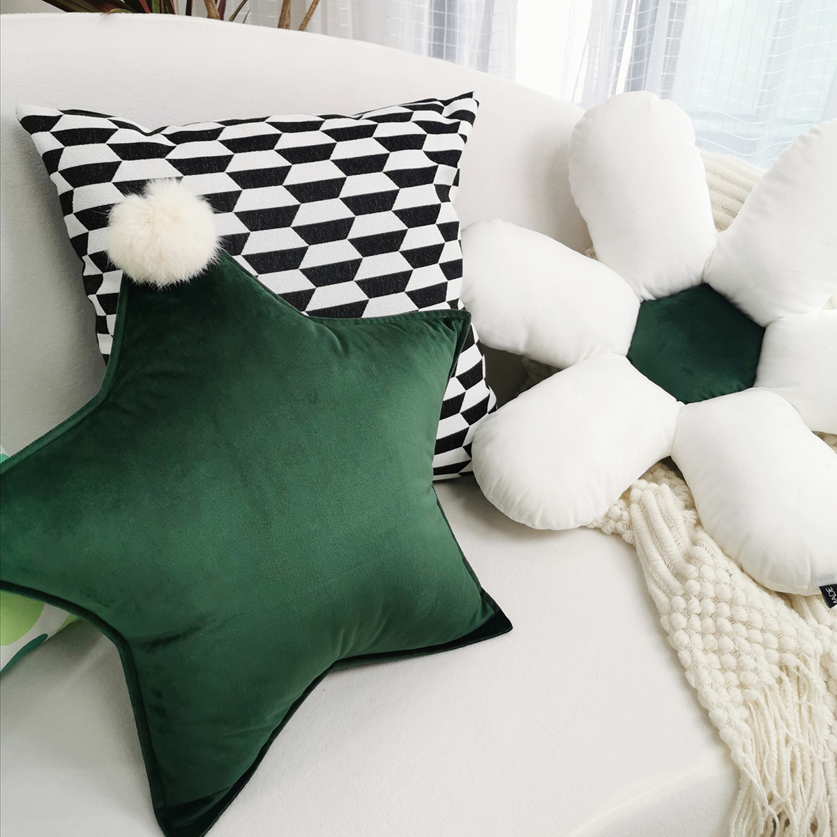 小众轻奢ins风墨绿高级感抱枕