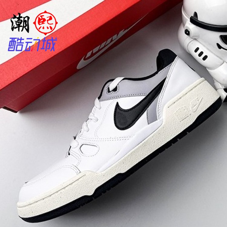 Nike耐磨男系带低帮轻便舒适板鞋