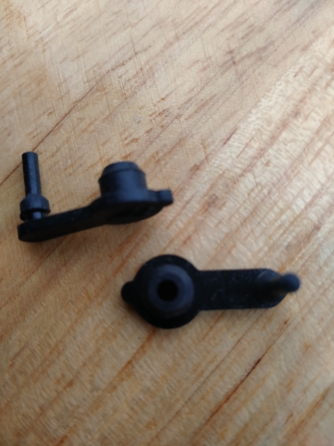 带固定勾 DC电源5.5/2.1 充电孔防尘塞防水塞 头灯手电筒用直流充