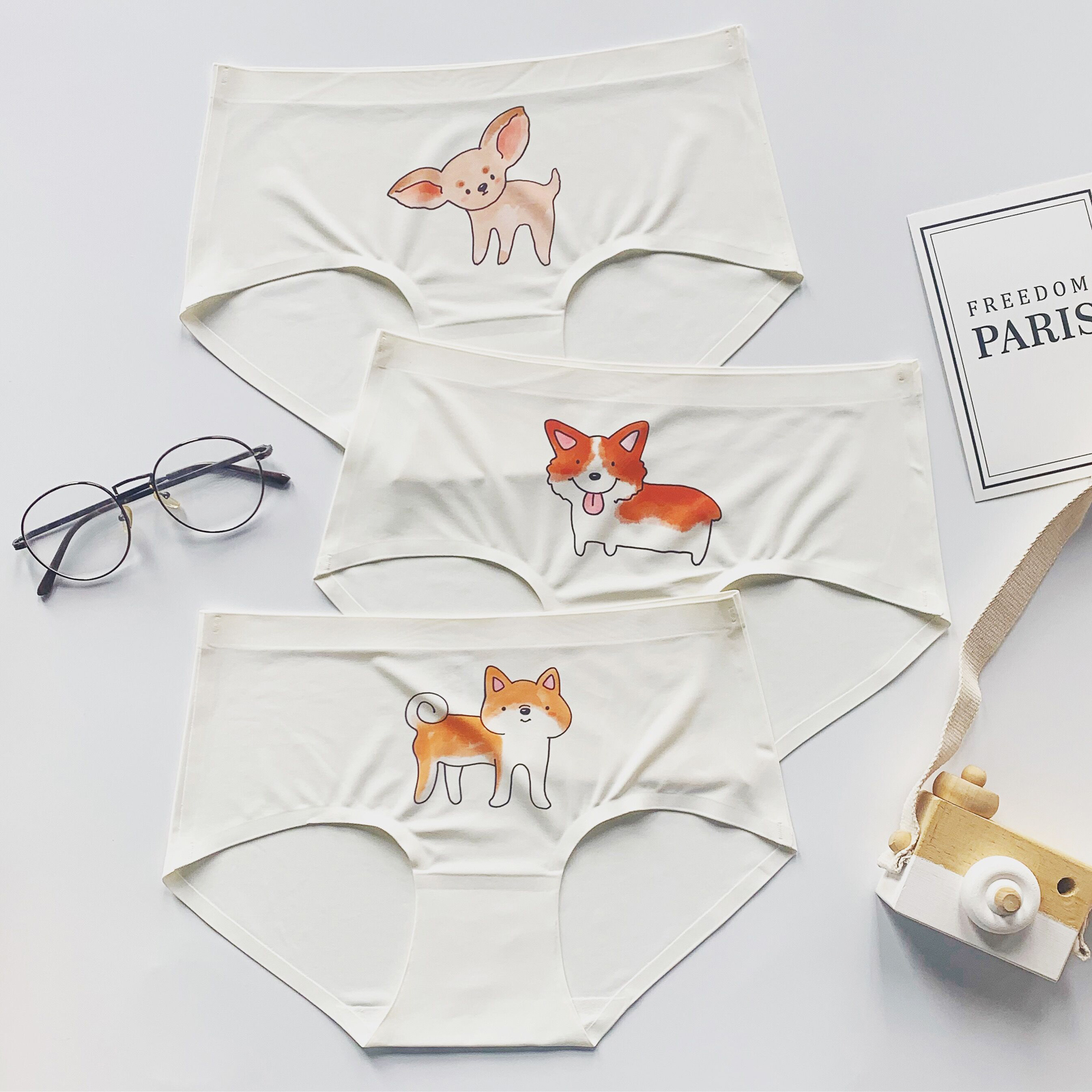 3条装 插画师冰丝无痕一片式中腰三角内裤少女卡通狗狗印花内裤女