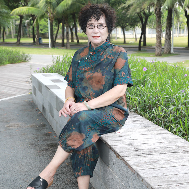 胖妈妈款夏季套装中老年真丝花萝短袖t恤上衣裤子洋气大码两件套