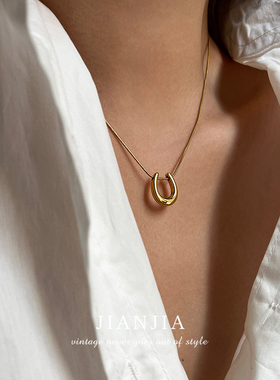 简约钛钢不掉色几何U型项链高级小众设计感金色银色通勤吊坠项链