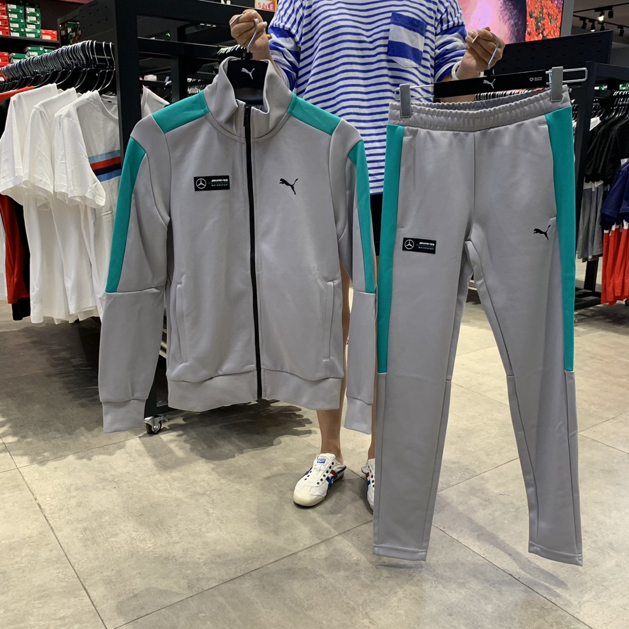 彪马puma奔驰AMG联名款 男子立领运动外套长裤套装 598038 598039
