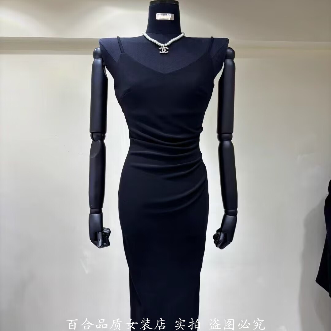 Luo性感V领紧身显瘦包臀吊带裙