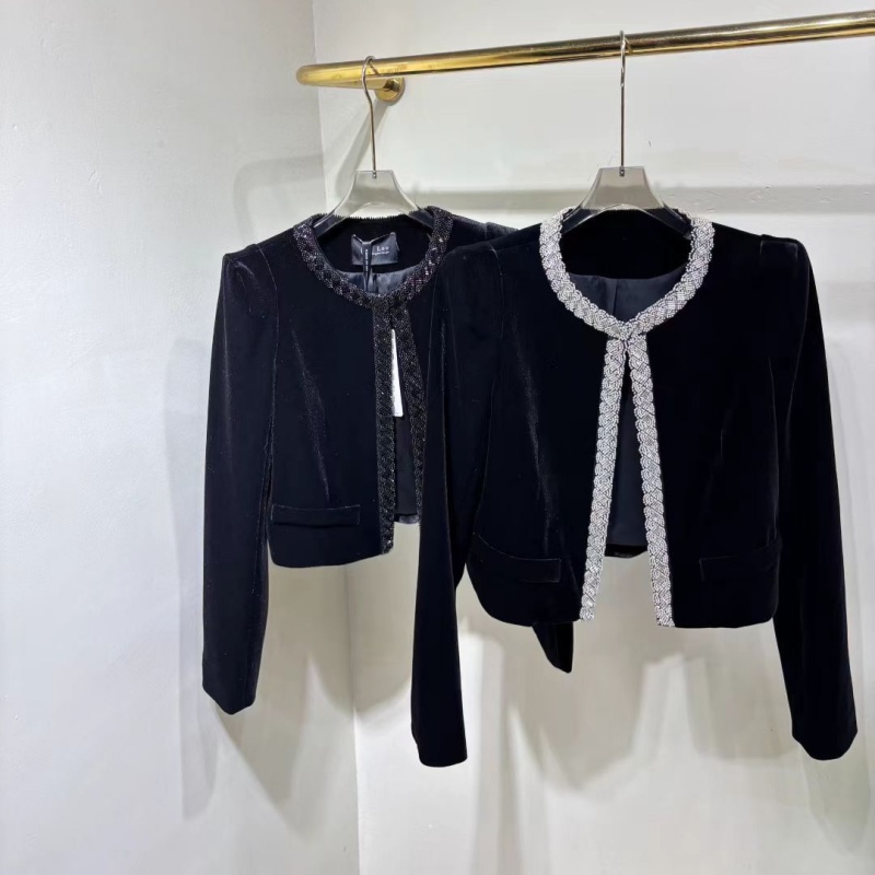 Luo小香风轻奢重工钉珠短外套