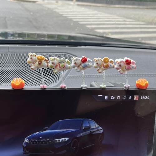 车内装饰品摆件车载汽车好物可爱