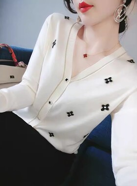 胖MM大码女装2023春秋新款V领针织开衫毛衣女时尚上衣外套女外搭