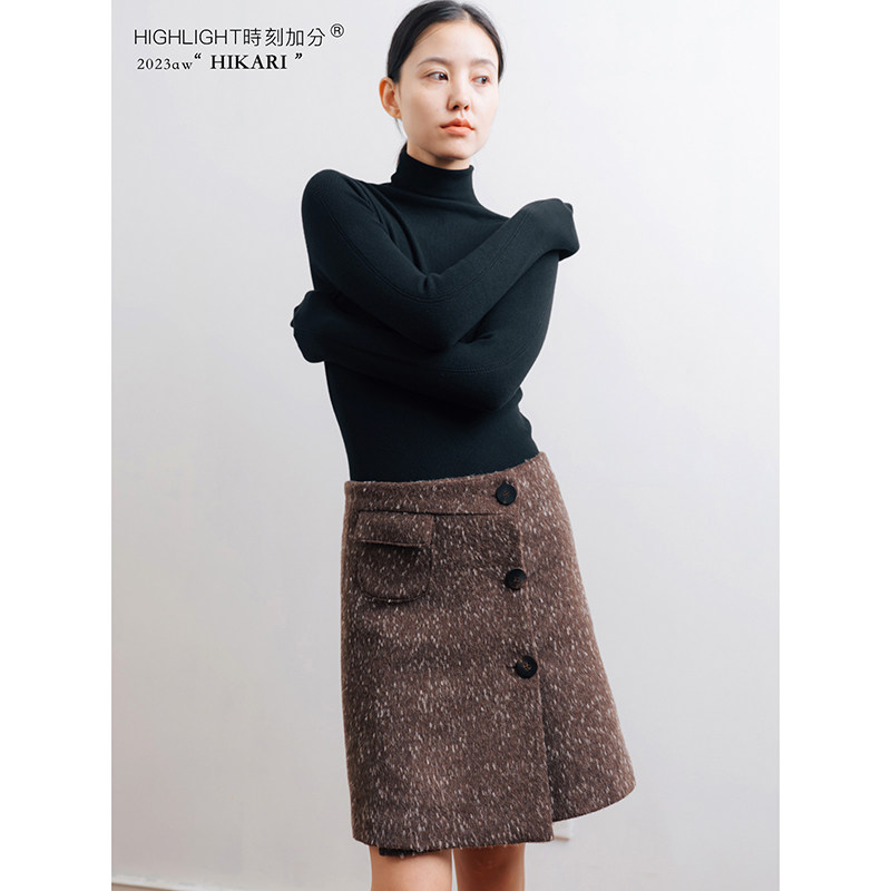 鹿纹驼绒羊毛A字型时髦短裙