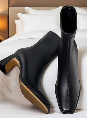 靴子女短靴2025新款粗跟高跟鞋亮面黑色小皮靴裸靴小码大码女鞋子