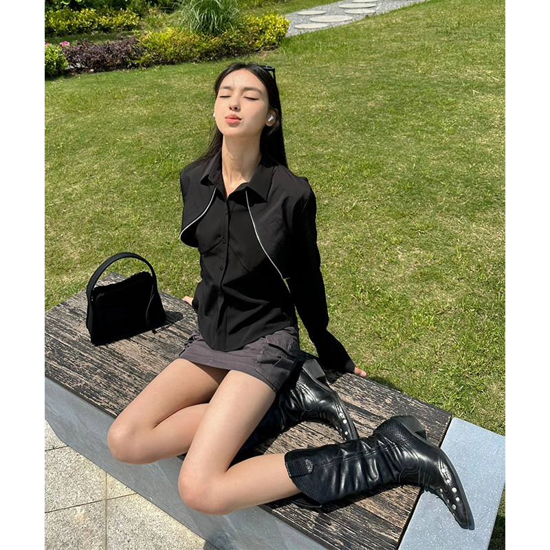 여성용 롱부츠 포인티드 토 두꺼운 굽 블랙 리벳 레트로 천연가죽 카우보이부츠 슬림하고 활용도가 높은 롱다리 브이마우스 웨스턴부츠