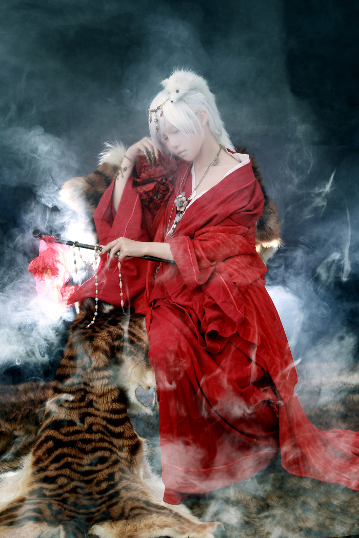 妖狐美人万用红古华丽古风男妖孽cosplay男装