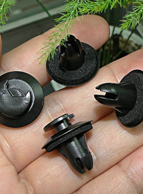 奔驰G级W463G350G500G55G550G63G65车门内饰板固定卡扣门板卡子