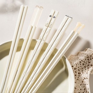 客满多合金筷子家用高档新款2025耐高温餐具一人一筷合金筷奶油黄