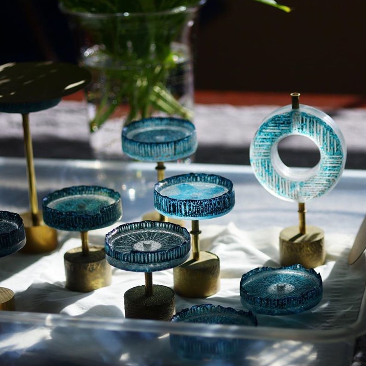 日本 手工玻璃作品 玻璃黄铜小花器 插花器  花台 砚台