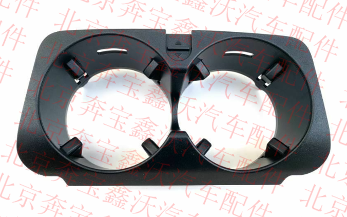 Benz C260L Central control cup holder E300L GLC200 G500 V260 CLS350 Central control Drink Holderin the Car/Articles/Fitting/Refit , Car Accessories/The jewelry , Driving personal items , Car cup holder with water/Drink Holder  category - from Buy2taobao.com to provide professional Taobao agent buy service