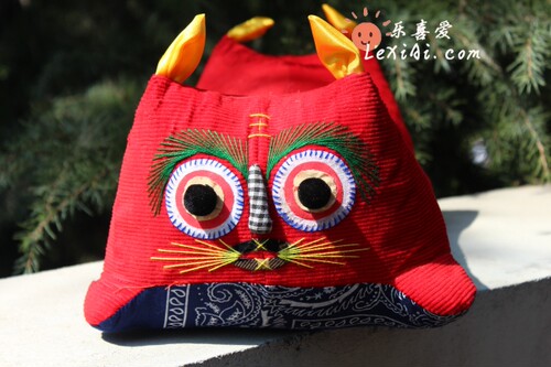 陕西工艺品布老虎乐喜爱虎头枕