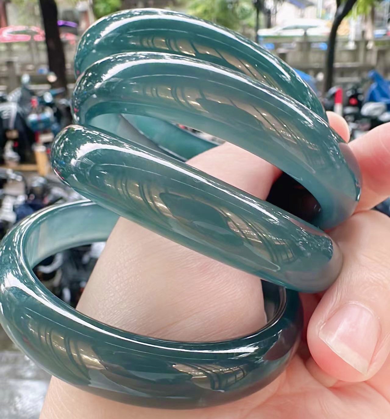 工厂价 天然a货翡翠手镯蓝水翡翠正装糯冰种 支持复检 满色 V