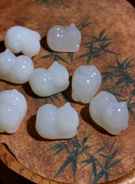 53A208 天然和田玉白玉猫咪吊坠通孔配件趴趴猫diy手链佛珠配饰