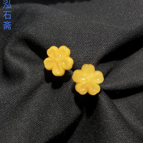 1A768 天然蜜蜡五瓣花耳钉s925银琥珀鸡油黄耳饰桃花女8mm满蜜