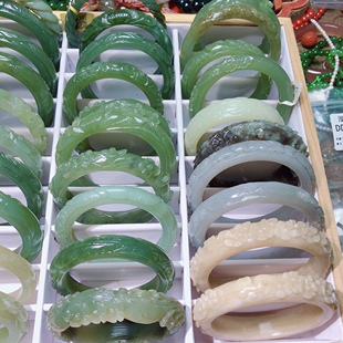 DD0393 天然和田玉雕花手镯糖料黄金糖冰晴麻花镯烟紫湖水绿