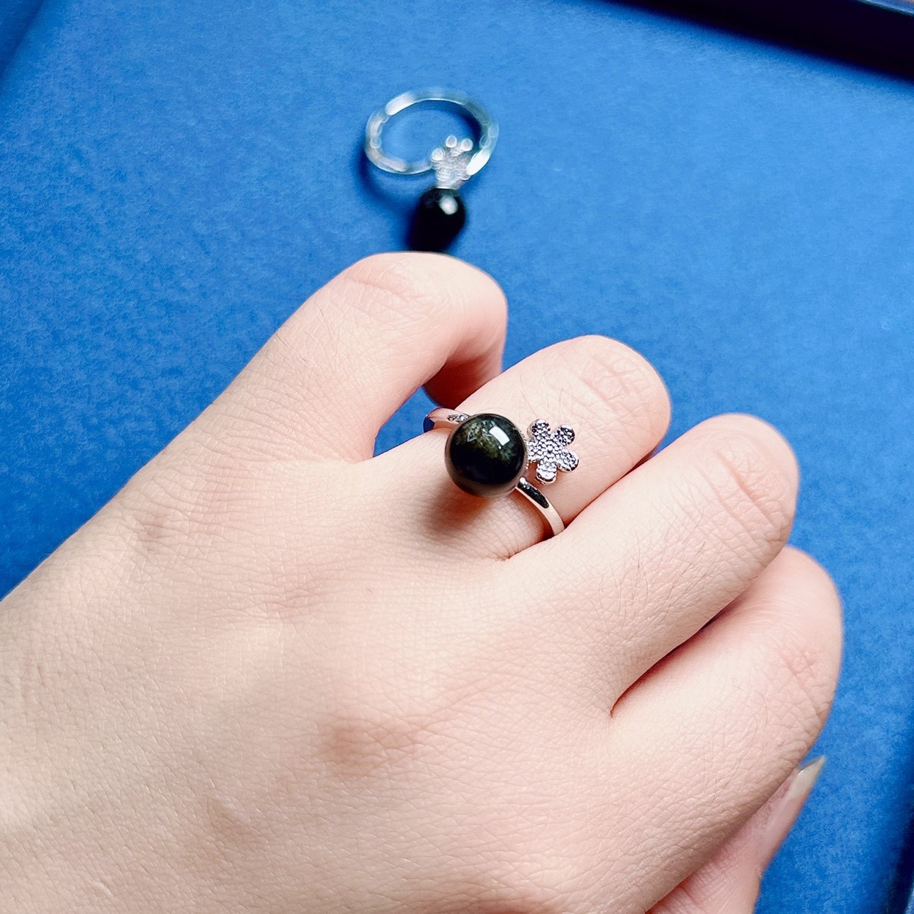 工厂价 天然黑曜石戒指 活口指环金曜石单珠戒圈 女 梅花款礼品8m