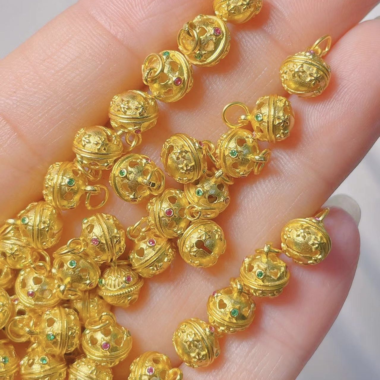 c430  s925银镀金镂空铃铛DIY手工手链项链挂件饰材料配件6*6mm,饰品/流行首饰/时尚饰品新,银饰配件,淘宝优惠券,粉丝福利购,淘宝优惠卷