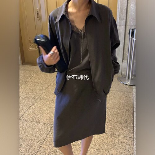 翻领拉链休闲时尚短外套夹克女