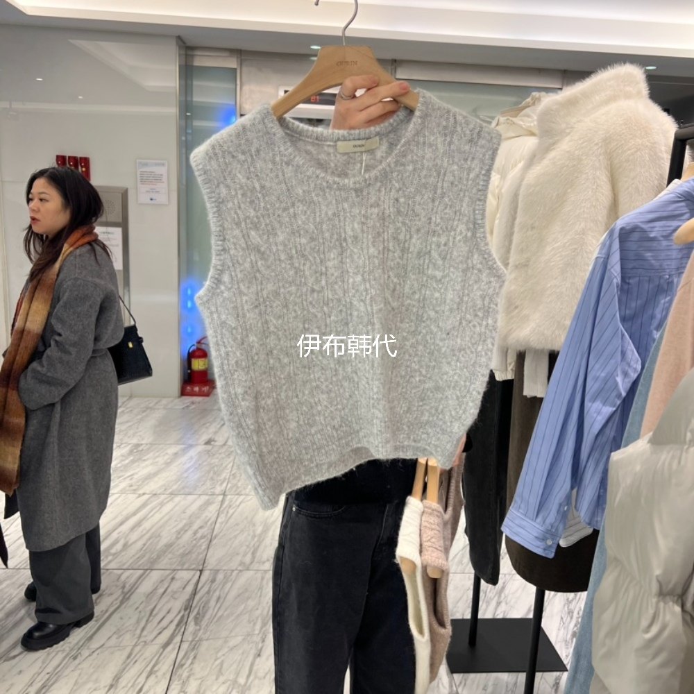 OURIN/THIS IS韩国东大门代购26春款 麻花纹薄款羊毛针织马夹坎肩