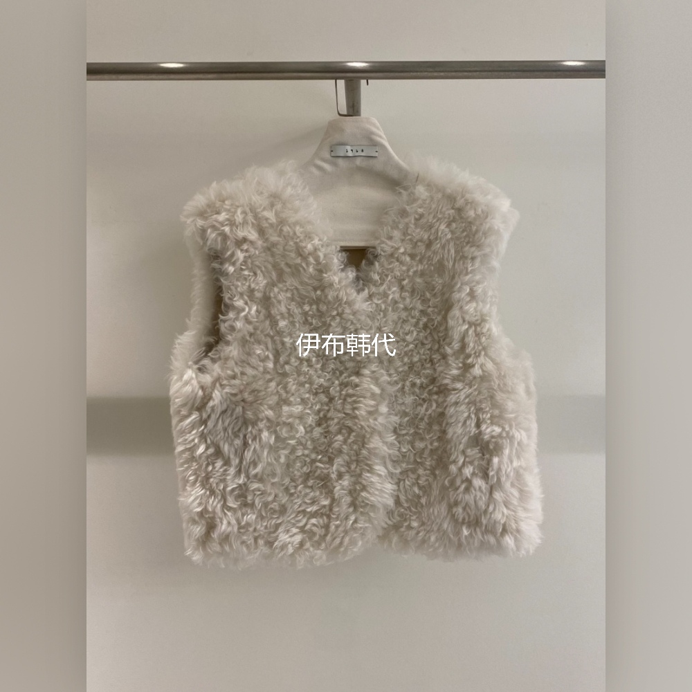 V领皮毛一体羊羔毛真皮马夹坎肩