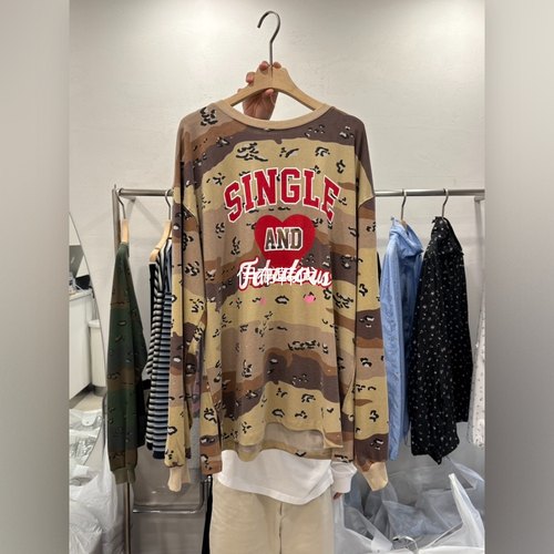 圆领迷彩条纹字母印花宽松T恤