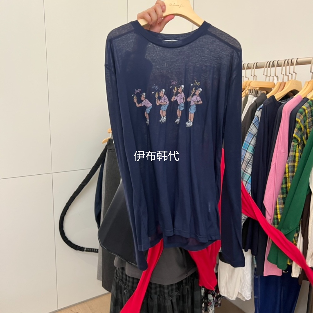 圆领薄款人物休闲长袖T恤女