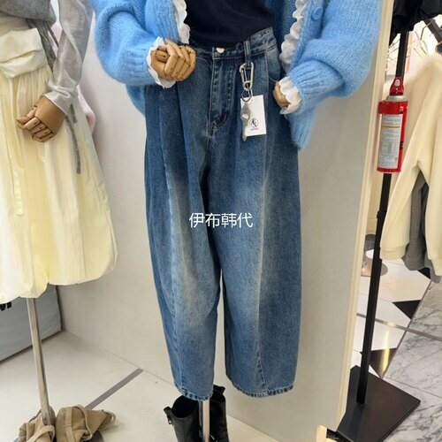 磨白做旧休闲宽松大裤腿牛仔裤