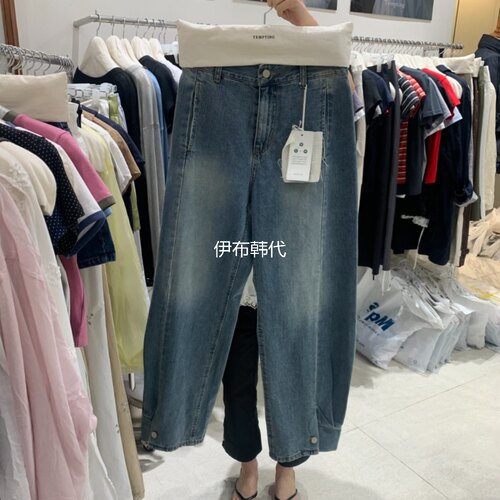 磨白做旧裤脚纽扣直筒裤牛仔裤