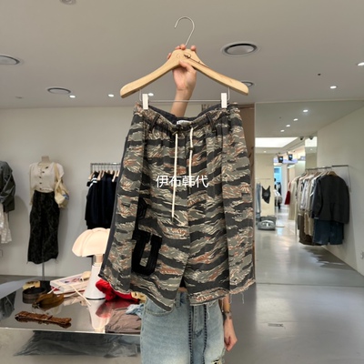 松紧腰迷彩条纹牛仔拼接宽松短裤